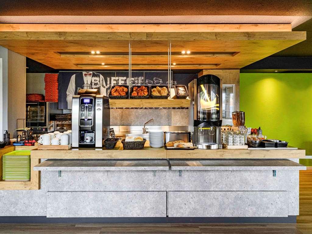 Ibis Budget Saint-Etienne Stade Étterem fotó